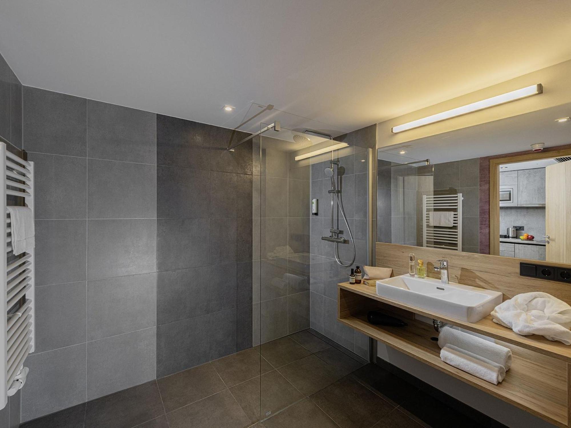 Adoro Aparthotel Buehl  Luaran gambar