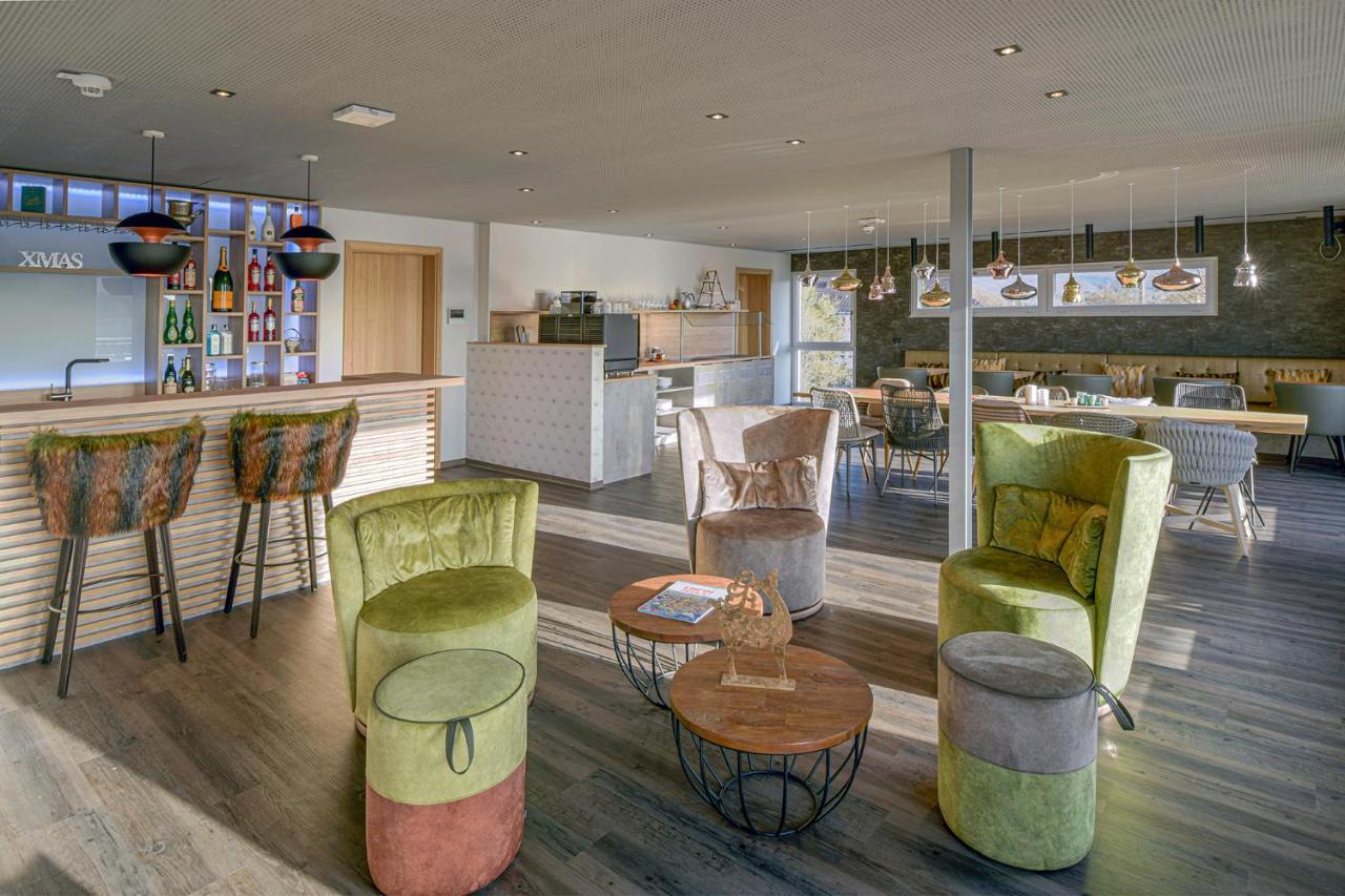 Adoro Aparthotel Buehl  Luaran gambar